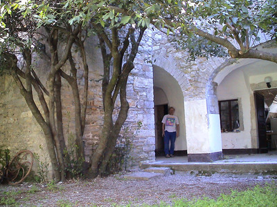 Au fond Ã© gauche l'accÃÃšs Ã  l'Ã©tage