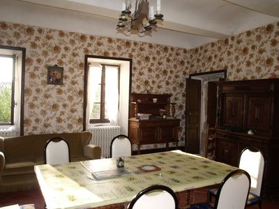 La salle Ã  mangÃ©, pour les jours, rare, ou l'on ne peut Ãªtre en terrasse